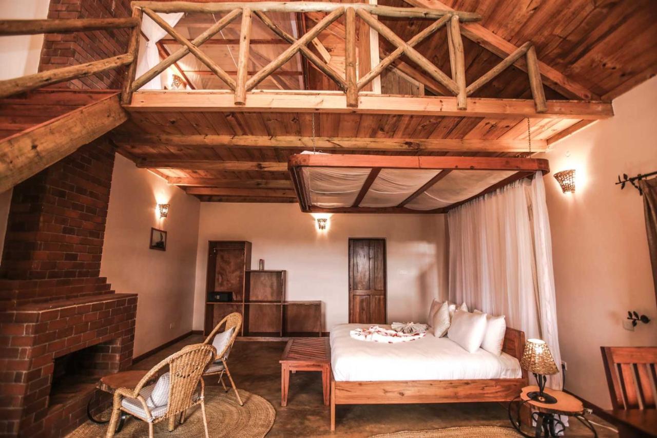 Ngorongoro Marera Mountain View Lodge คาราทู ภายนอก รูปภาพ